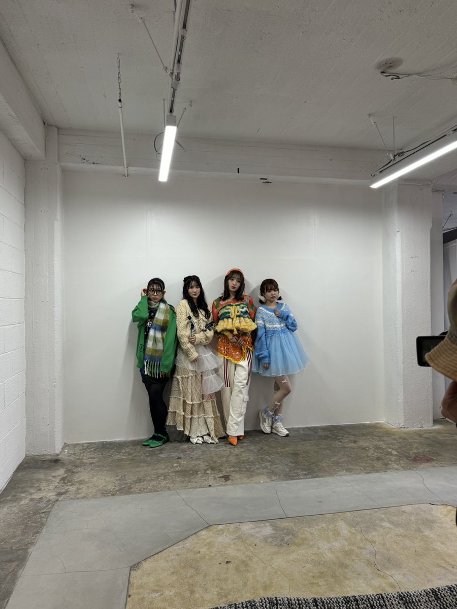 idolfile_jp's tweet photo. 【フォロー＆RP企画】 
『IDOL FILE Vol.34』発売中！💖

HKT48の栗原紗英さん、今村麻莉愛さん、渕上舞さん、
中野南実さんです🌟

(@idolfile_jp)と(@hkt48_official_)を 
フォロー&このポストをRPしたら応募完了！ 
※発送は2025年2月末以降
※着払いでの対応となります。

応募期間は2025年2月10日23:59迄 
#IDOLFILE