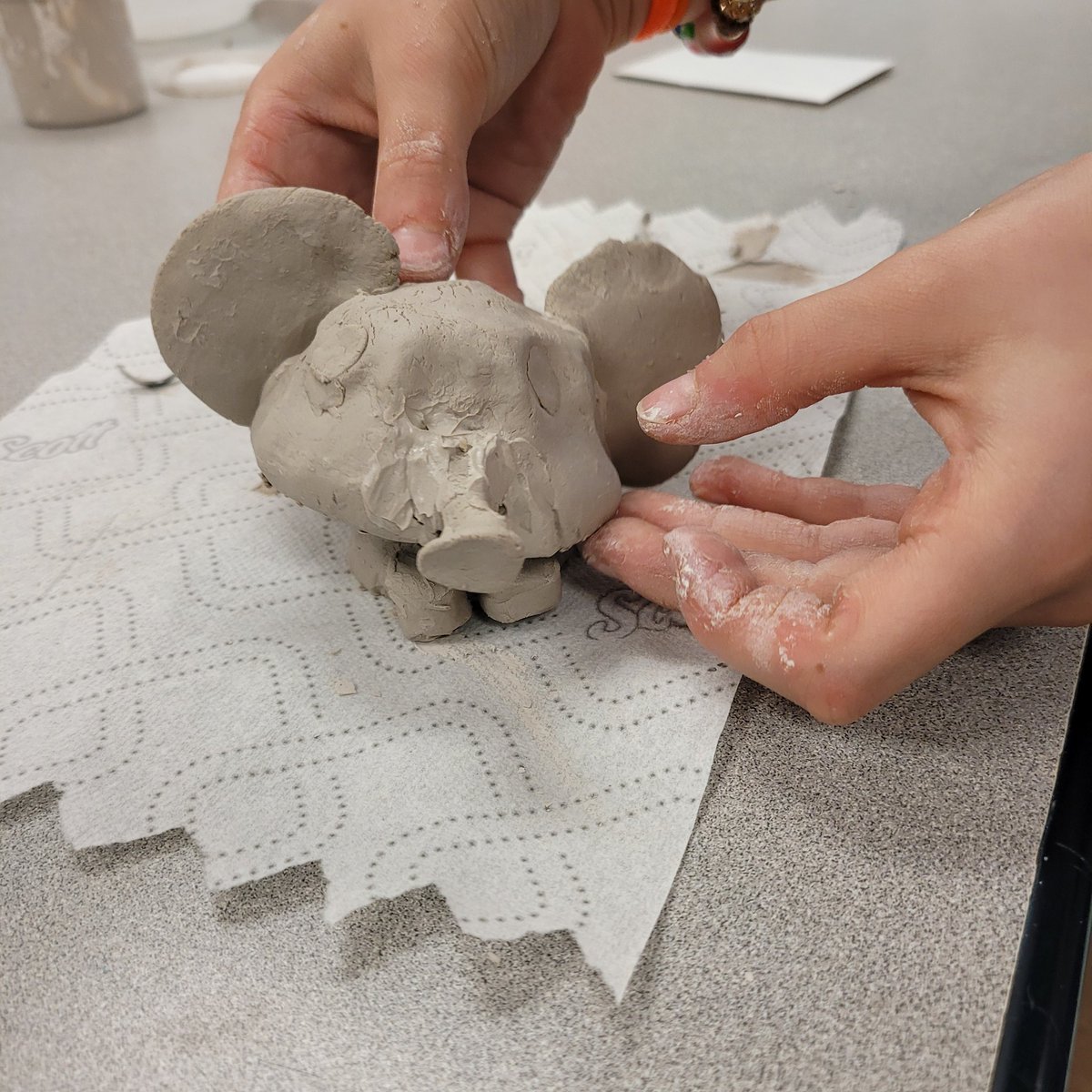 #GattisArt 4th and 5th grade clay is going strong! So much creativity &amp; their clay skills are top notch! <a href="/GattisRRISD/">GattisRRISD</a> <a href="/HafedhAzaiez/">Dr. Hafedh Azaiez</a> <a href="/RoundRockISD/">Round Rock ISD</a> <a href="/rrisdfinearts/">Round Rock ISD Fine Arts</a>