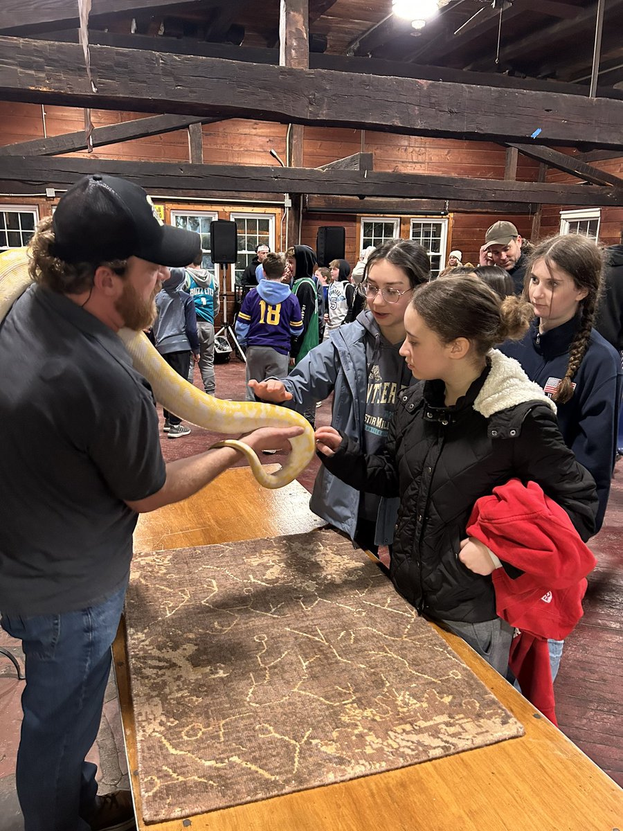 MsMullan_LS tweet media