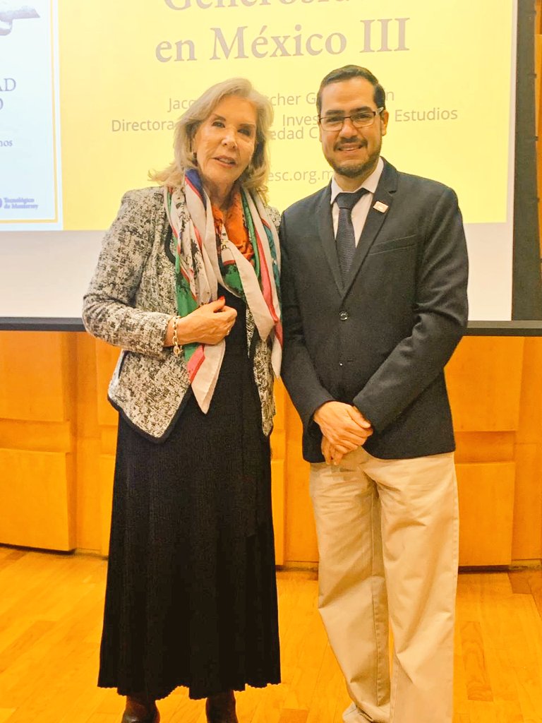 CIESCmx's tweet image. El día de hoy participamos en el foro de donantes convocado por @Confio_OSC , evento que reunió a más de 80 organizaciones de la sociedad civil y a siete entidades donantes. 

Muchas gracias por invitarnos a presentar nuestra última publicación: Generosidad en México III