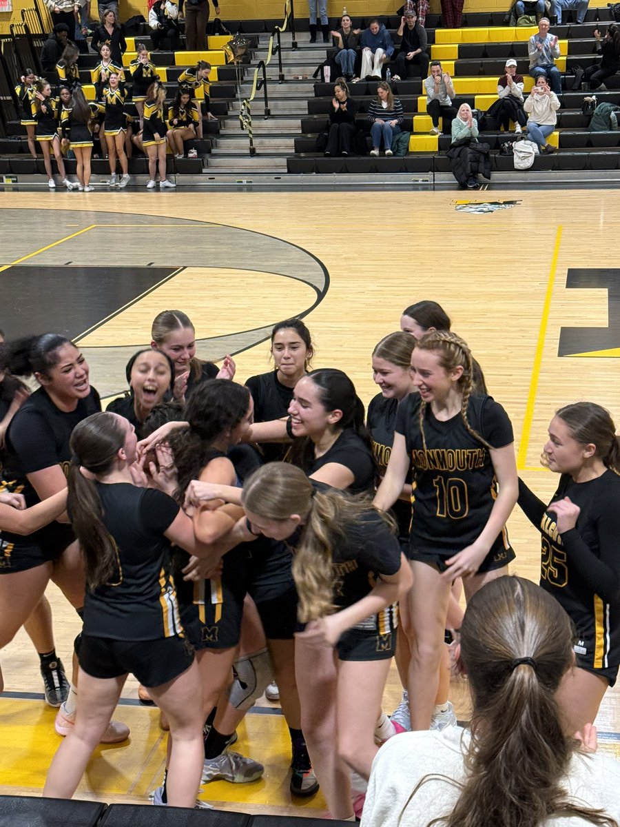 C_Famelio's tweet image. Awesome game tonight @MonRegHS Congrats Seniors  and @CoachLAF