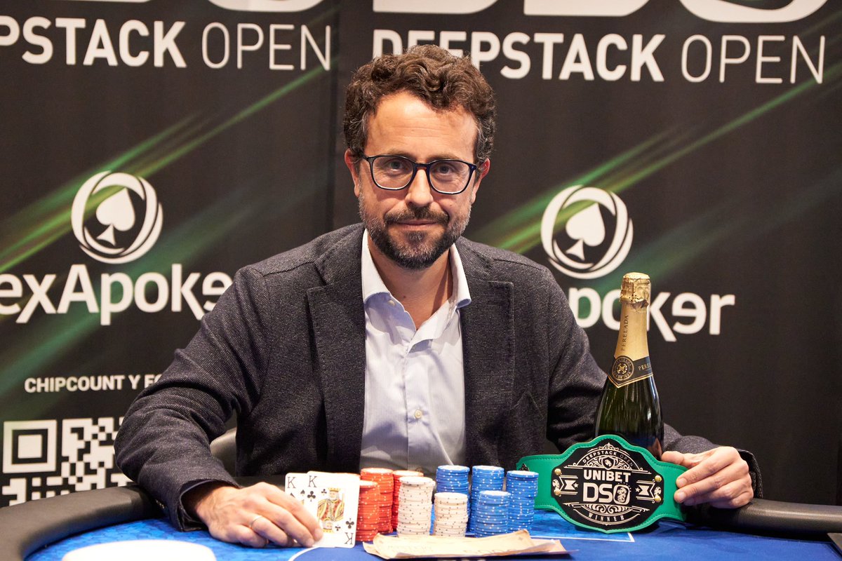 casinobarcelona_poker tweet media