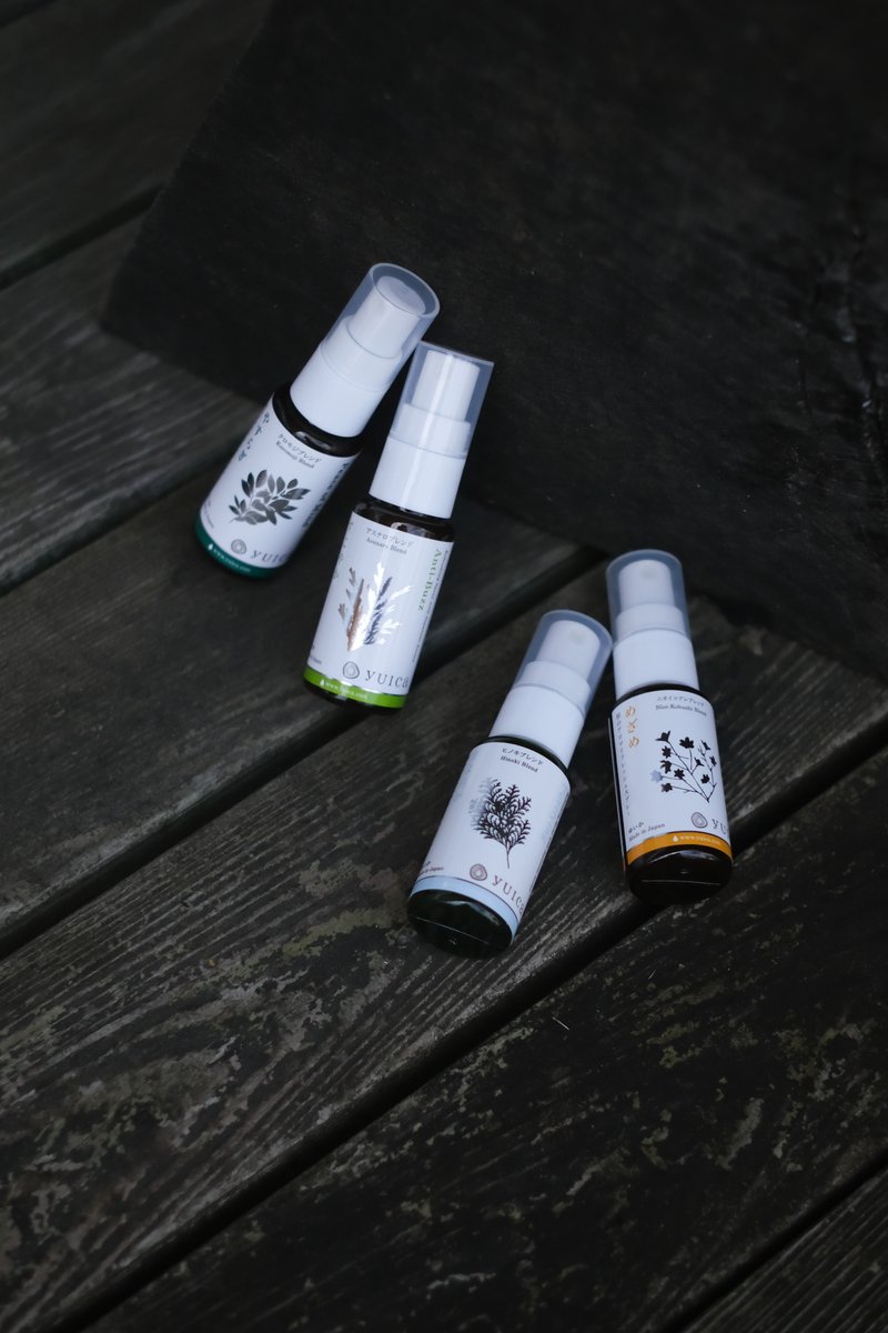 🌿yuicaリフレッシュスプレー🌿

4つの香りでリフレッシュ！
🍃「やすらぎの香り」クロモジベースでリラックス
🌸「めざめの香り」ニオイコブシで元気チャージ
🌲「すこやかの香り」アスナロで清々しさ
✨「きよらかの香り」ヒノキでスッキリ！

30mLでバッグに入れてどこでも森林浴気分🌿