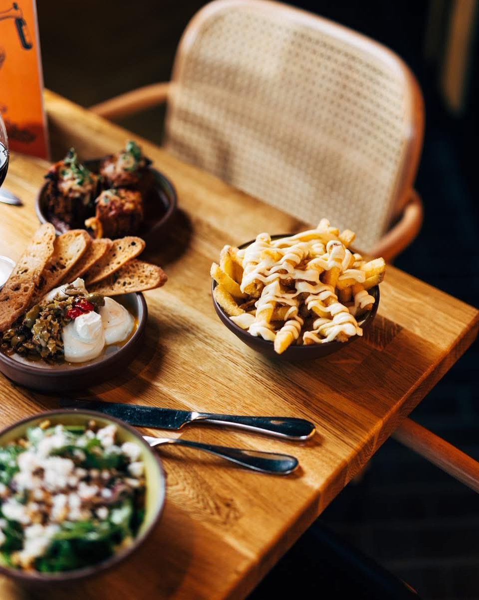 The Crafty Vintner tweet media