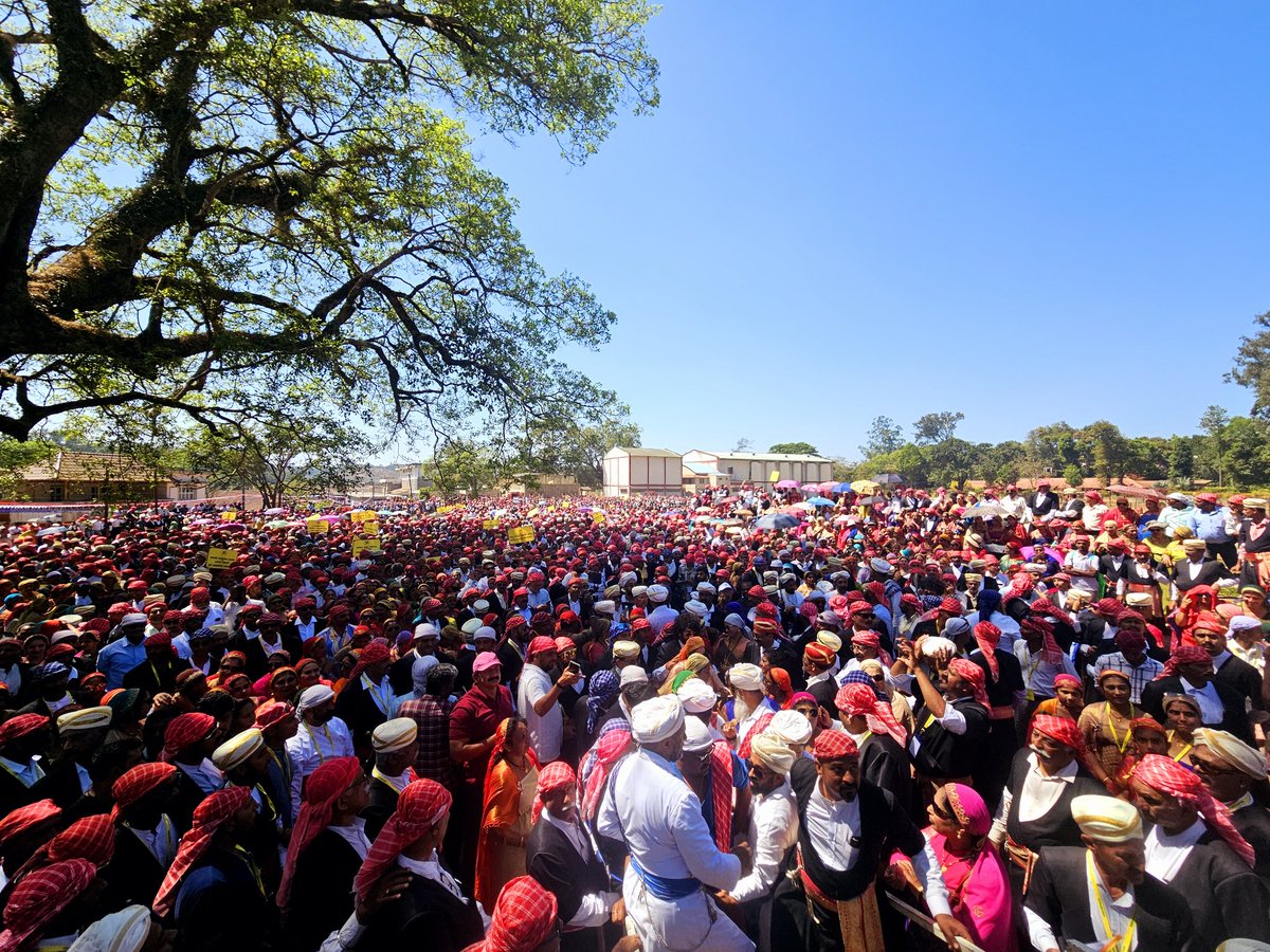 The'Naad Mandh' at the General Thimayya Grounds in #Madikeri is flooded with Kodava community members taking part in the Kodavame Balo cultural walk. #Kodagu