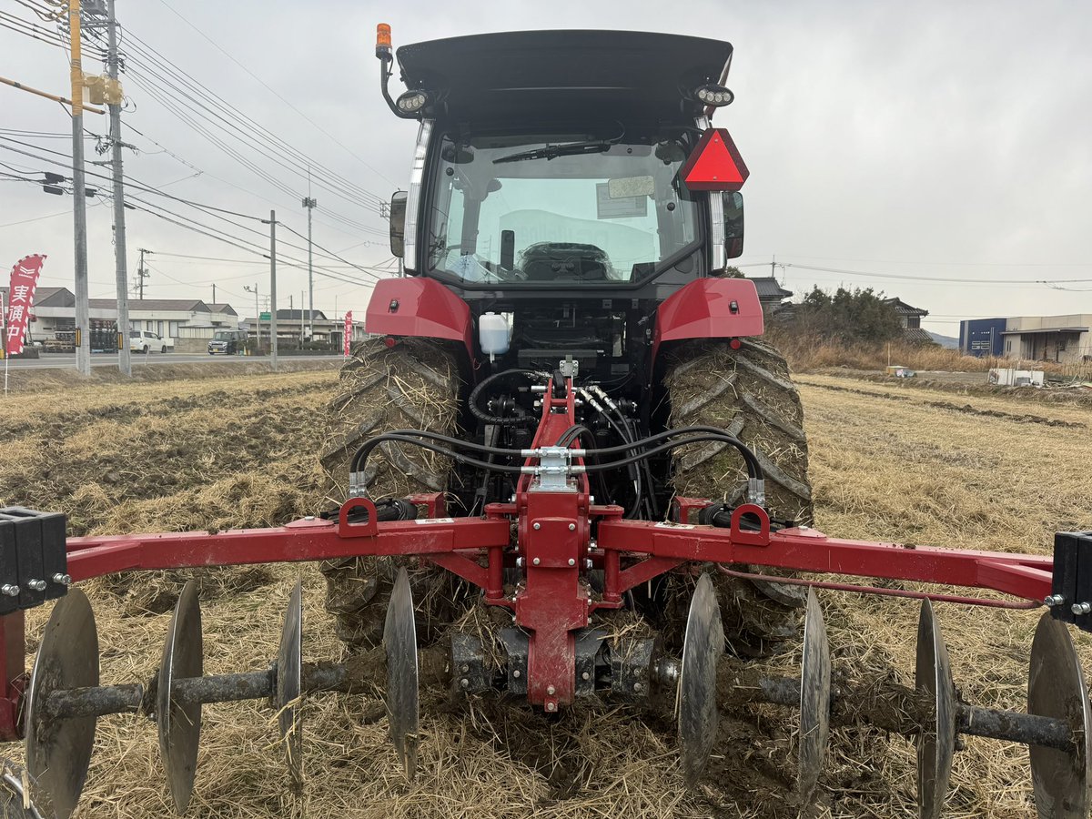 BM_YM_8888's tweet photo. 472ってやっぱり465��フレーム共通らしい
違うのはタイヤとホイールのオフセットらしい。
走破性全然違いますね。耕起跡走っても全然スリップしない。 https://t.co/Qb0pMogPI5