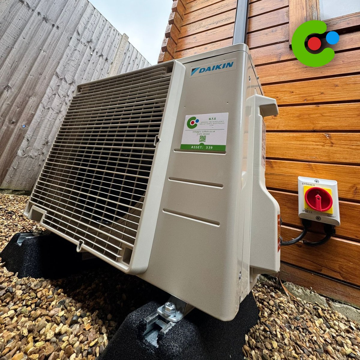 G_T_SLtd's tweet image. Our client approached multiple contractors seeking a quotation for comforting cooling and heating to their garden cabin. The client opted with GTS and now has a fantastic system to control the climate of their cabin all year round, for years to come!
Great work team ππΌ
π’π΄π΅