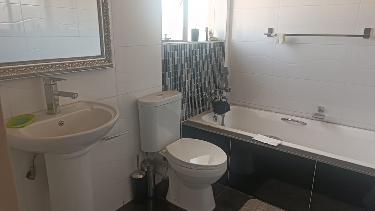 NydesProperty's tweet photo. https://t.co/PUwi1zIPa0

Secure two-bedroom townhouse in Midrand with open-plan living, 24-hour security, and easy access to shops, schools, and transport. Schedule a viewing today! https://t.co/6rFhkFI40t