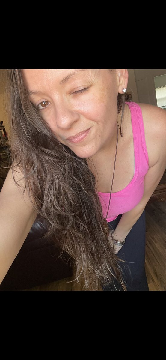Singglemama's tweet photo. All natural beauty inside &amp; out ❤️ https://t.co/L3JqPMgzGY
