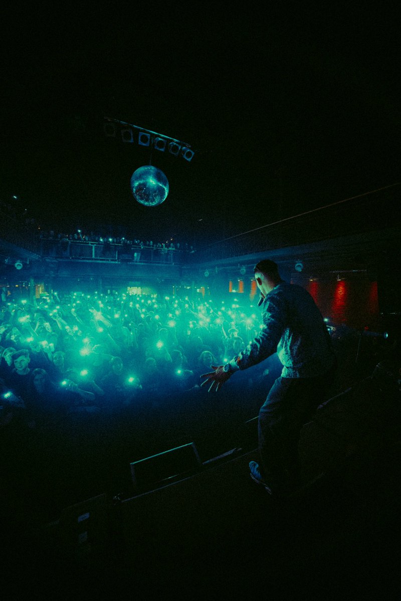 oceangrove's tweet photo. OG 🖤 EUROPE

Bedankt/danke Haarlem &amp; Hamburg 🇳🇱🇩🇪 Couldn’t ask for a more welcoming start to the tour. So sick to already meet so many new faces. 

Catch us live across EU/UK this February supporting @TDWPband alongside @kingdomofgiants &amp; @sennabandx 

📸 @hayleyrFoto https://t.co/ceTWm0Fth8