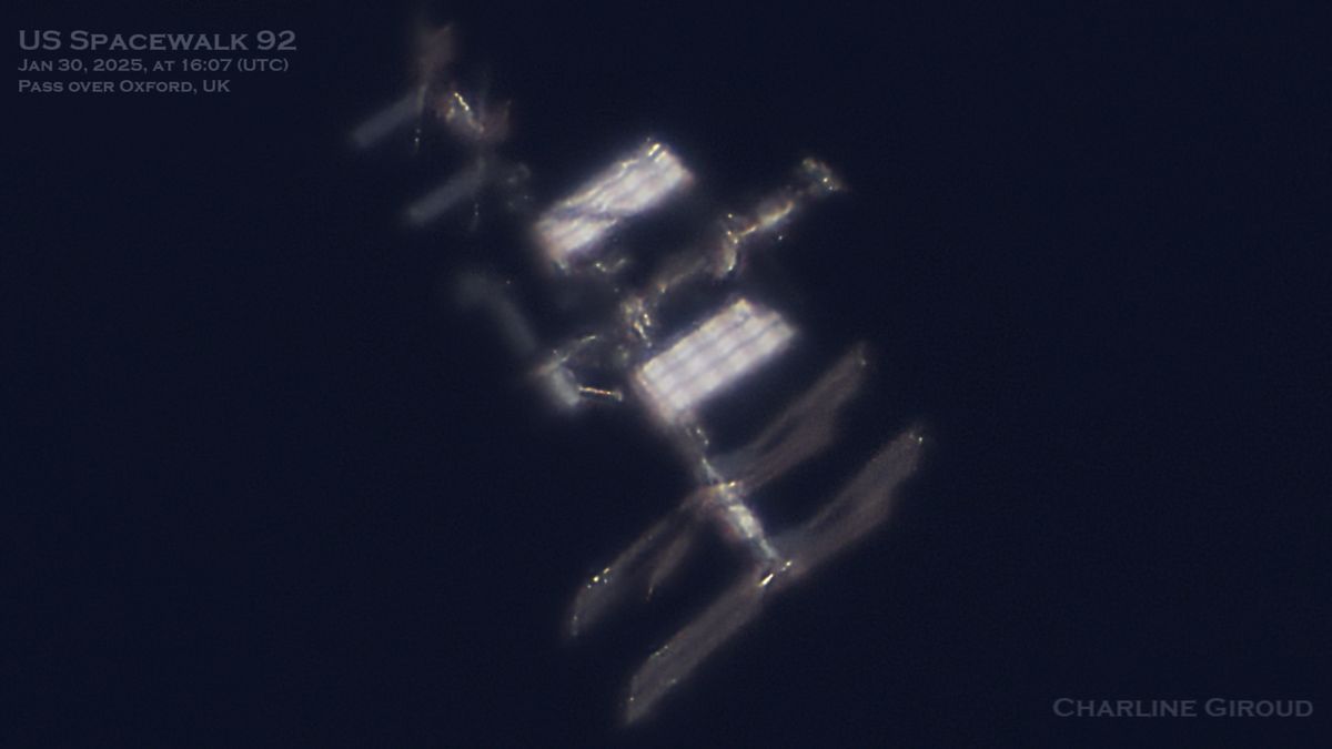 perthobs's tweet image. From @LiveScience: 'Stranded' @NASA_Astronauts @Astro_Suni Williams photographed from #Earth during record-breaking #spacewalk. Can you spot her?

ow.ly/GmXz50UUB7o

#spacenews #perthnews #wanews #communitynews #astronomynews #space