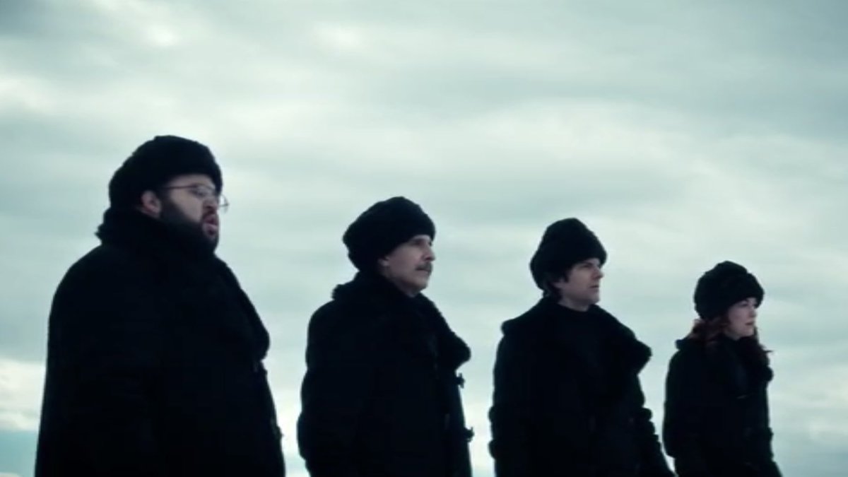 litlefishes's tweet photo. now let’s talk visuals #severance https://t.co/EjpHvsDXpx