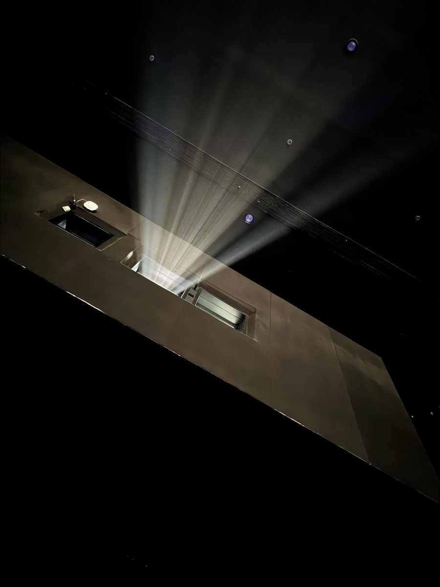 Dear <a href="/_PVRCinemas/">P V R C i n e m a s</a>, please shut down your LOGIX IMAX if you can’t play both projectors on a Xenon venue. Your manager doesn’t even know how much this impacts the show quality. <a href="/preethamdnl/">Preetham Daniel</a> <a href="/IMAX/">IMAX</a>, they say IMAX closed the second one. Imagine your quality control. #Interstellar