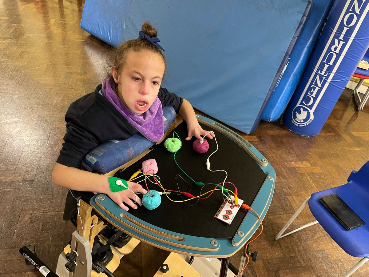 Conductive Music (@conductivemusic) on Twitter photo Ms. Williams & pupils at Beacon Hill Academy explored music note by note with Play-Doh in our sensory-friendly Musical Magic Room! 🎵✨A big thank you to <a href="/ThurrockMusic/">Thurrock Music Services</a> for making this possible and to <a href="/makeymakey/">Makey Makey</a> for your fantastic support! 🙌 #InclusiveEducation #Steam Ms. Williams & pupils at Beacon Hill Academy explored music note by note with Play-Doh in our sensory-friendly Musical Magic Room! 🎵✨A big thank you to <a href="/ThurrockMusic/">Thurrock Music Services</a> for making this possible and to <a href="/makeymakey/">Makey Makey</a> for your fantastic support! 🙌 #InclusiveEducation #Steam