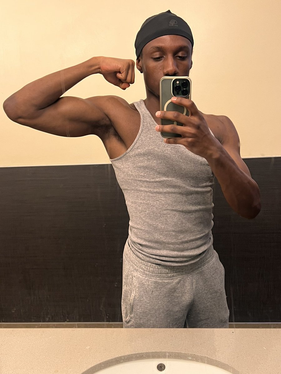 Rad_Chadmire's tweet image. Free pits for the sluts