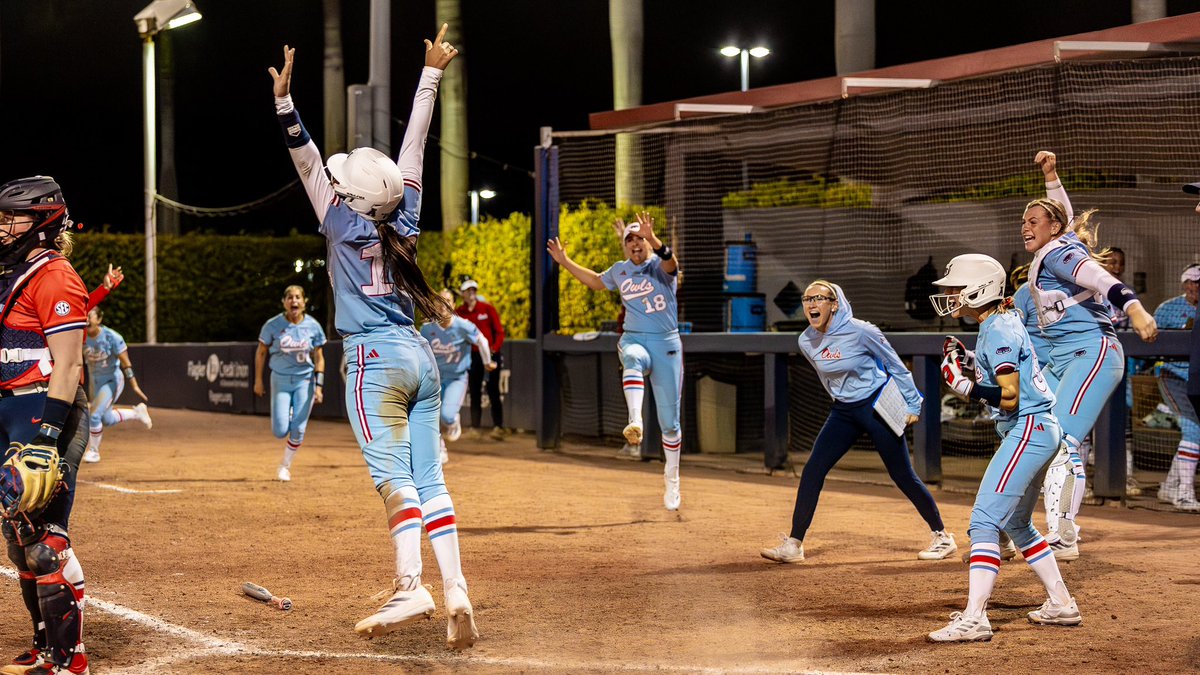CoachJordanSB's tweet photo. Night 1 was one for the books 🏁

Softball is officially back 🫶 https://t.co/udritNFVAx