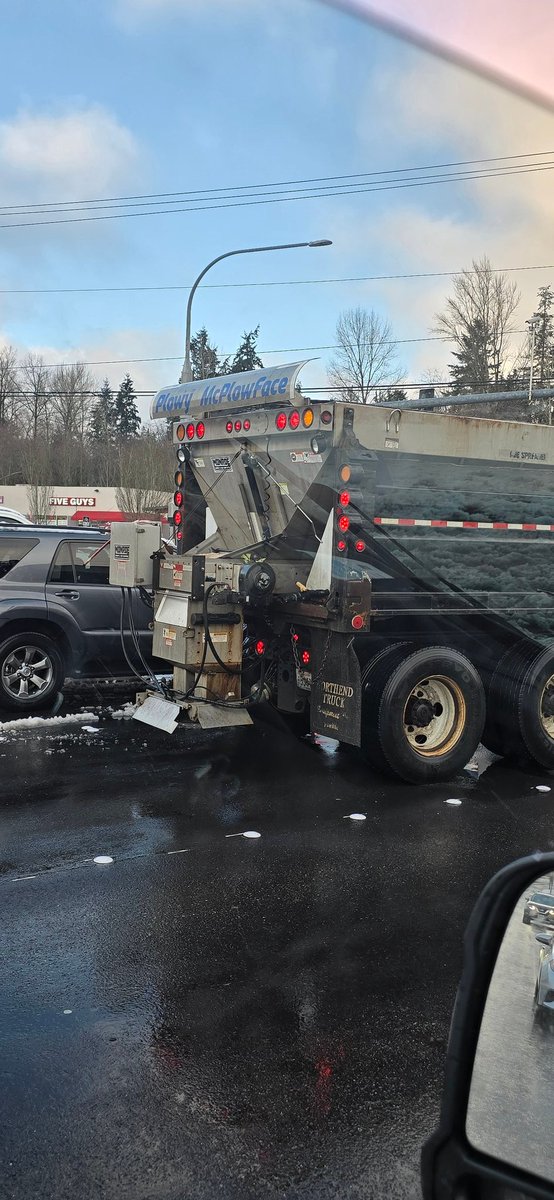 Devilman2085's tweet photo. @CityofBothell spotted these three out getting the work done! Definitely put a smile on my face to notice specific plow trucks. https://t.co/7u7kAteiAm