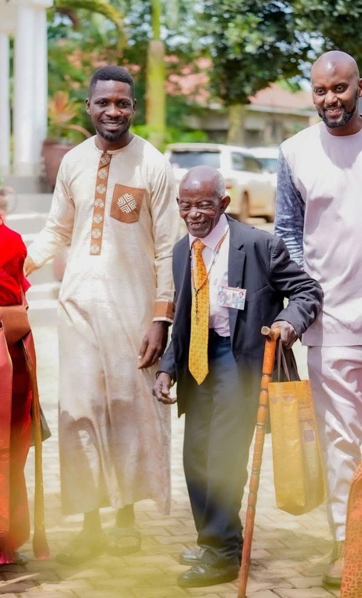HEBobiwine tweet picture