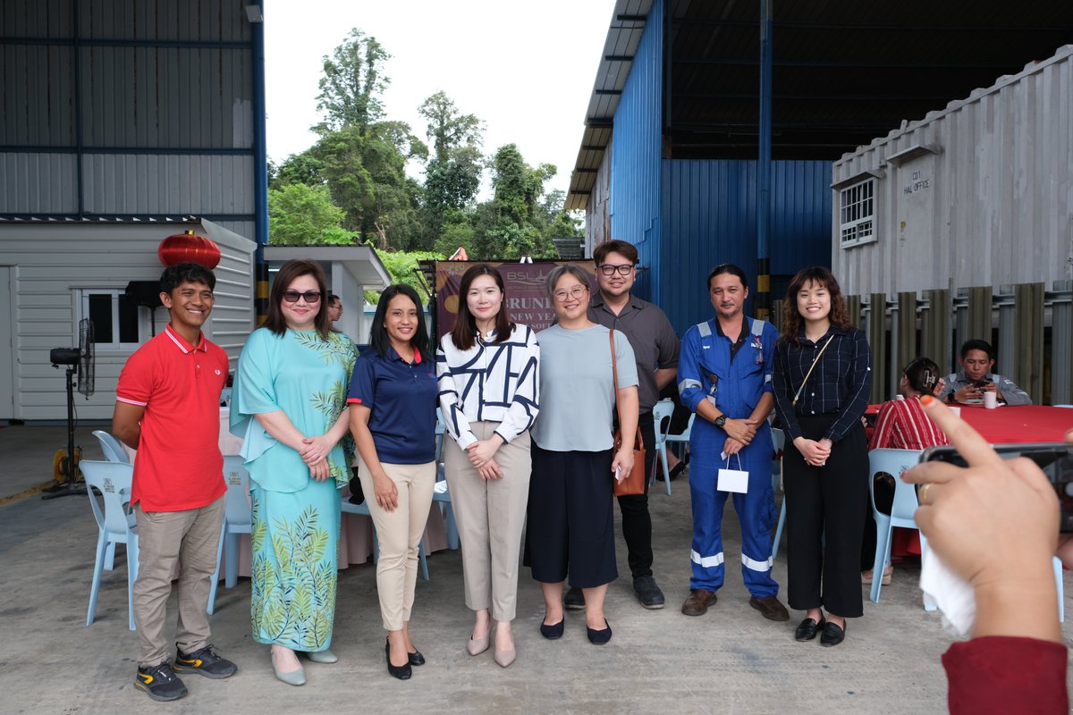 bsloffshore's tweet image. 🧧𝗕𝗦𝗟 𝗕𝗿𝘂𝗻𝗲𝗶 𝗖𝗡𝗬 𝗢𝗽𝗲𝗻 𝗛𝗼𝘂𝘀𝗲 &amp;amp; 𝗦𝗼𝗳𝘁 𝗢𝗽𝗲𝗻𝗶𝗻𝗴🧧 Grateful for the trust &amp;amp; collaboration of our partners, clients, and peers. Your support fuels our journey as we step into 2025 in oil &amp;amp; gas industry.

#BSLOilfieldServices #BSLBrunei #OffshoreContainers