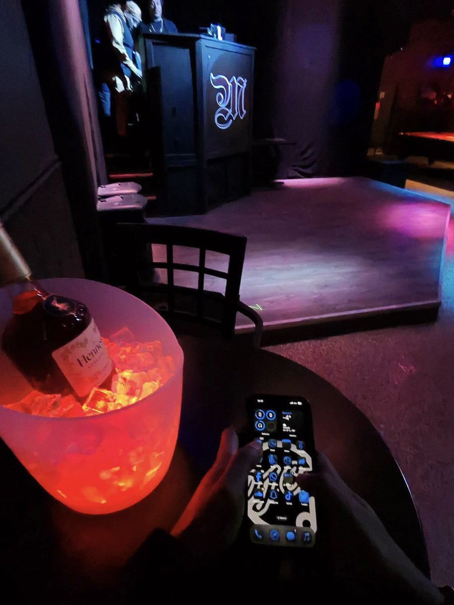 yungcze's tweet image. #MetaView