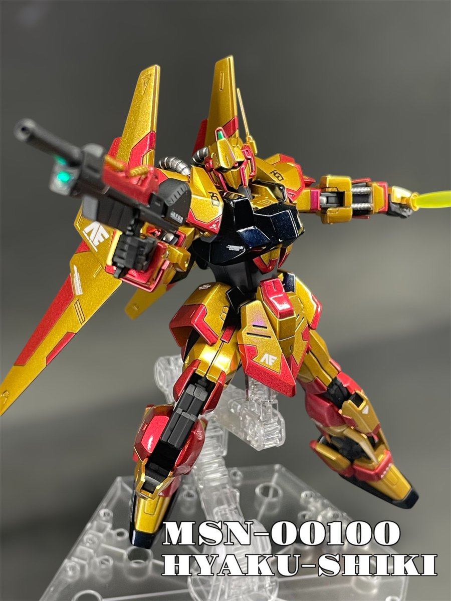 #魅力ある金を見せてください見た人全員強制
#ガンプラ

忘れてましたが百式キラキラ金曜日です✨