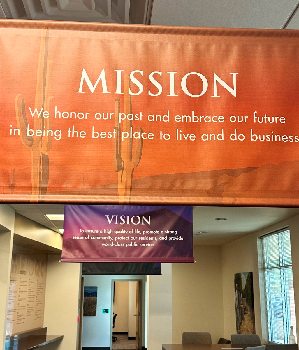 MarkStewart_AZ's tweet image. Just wrapped up a great visit with Mayor Julia Wheatley and Councilmember Leah Martineau at @TownofQC Town Hall!

We’re strengthening the bond between Maricopa County and Queen Creek, ensuring top-notch service for our residents. 

Check out their vision &amp;amp; mission! #Perfecto