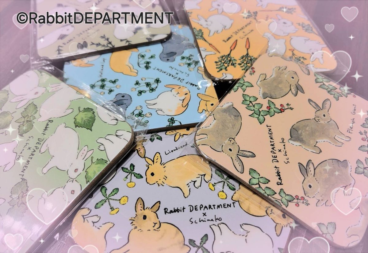 新宿店ですꪔ̤̱ꪔ̤̱ꪔ̤̱♥︎

#森山標子 さんのイラストが
可愛い #コースター です☕
プチギフト🎁や、沢山集めて
お部屋に飾ってインテリアとしてもおすすめです✨

通販サイトからもご購入いただけます🐰⬇️
rabbitdpt.kawaiishop.jp/items/11467117

#ラビットデパートメント
#新宿マルイアネックス1階
#うさぎ雑貨