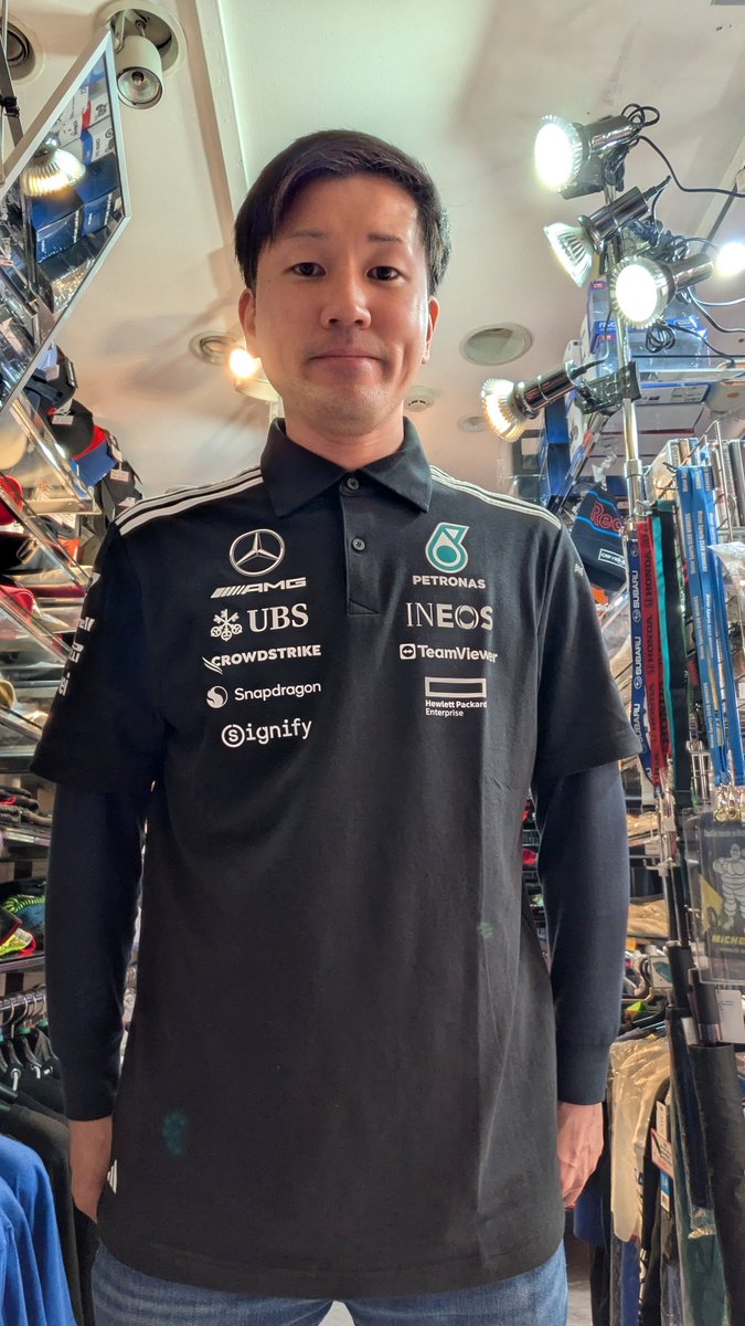 2025年メルセデスF1チームウェア 身長165cm、肩幅約52cm，胸囲約92cmの
