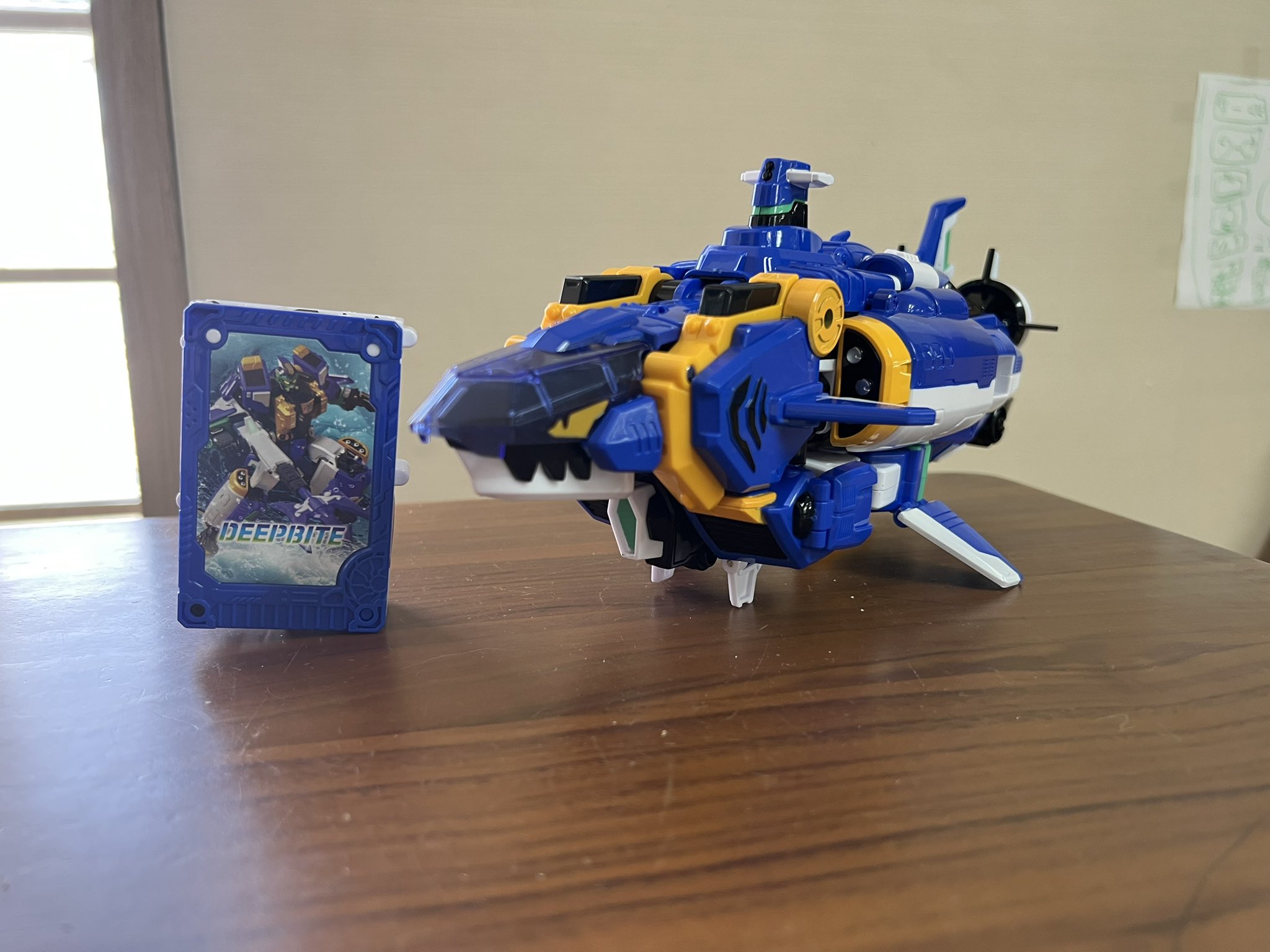 メタルカードボット ディープバイト Amazon.co.jp: メタルカードボットS ディープバイト 変形