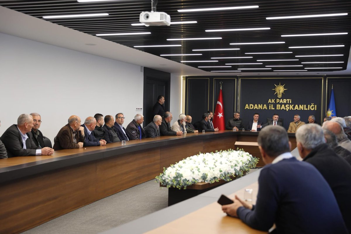 NebiKonur's tweet photo. Kışla ve Ulubatlı mahallesi olarak il başkanımız Kozanlı hemşerimiz sayın @Tamer_Dagli beye hayırlı olsun ziyaretinde bulunduk https://t.co/3TUgTM6kWF
