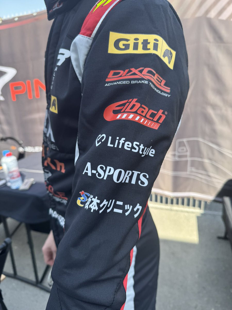 FRMEC
PINNACLEレーシングスーツ

#HY6