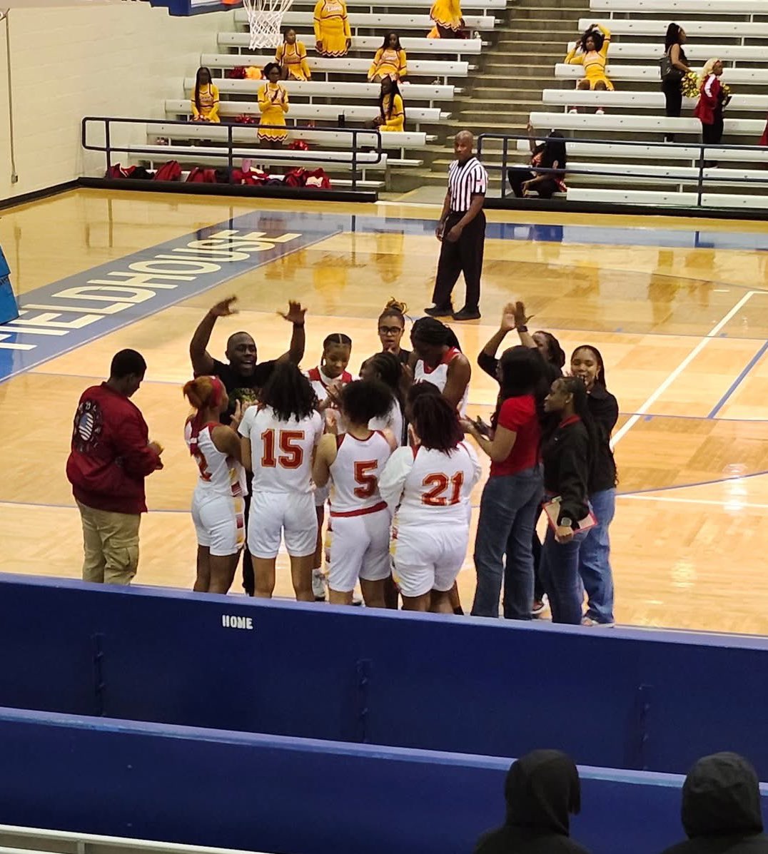 Coach Damien Hunter (@damien_hunter_2) on Twitter photo 🏀Yates Lady Lions (67) vs Washington Lady Eagles (43)
{Yates}
Karneshia Smith 22p 7r 5s 2b,
Ta’Niyah Cooper 15p 14r 2s,
Hannah Estrada 10p 2s.
JY 4 Life❤️🦁🏀
<a href="/djones8301/">Doug Jones</a> <a href="/RcsSports/">Jim Hicks</a> <a href="/713_sports/">713Sports</a> <a href="/HoustonChronHS/">Houston Chronicle High School Sports</a> <a href="/HISDAthletics/">Houston ISD Athletics & UIL Academics</a> <a href="/bigsloan32/">Marcus Sloan</a> <a href="/TXHSBB/">Texas High School Basketball</a> <a href="/Tabchoops/">𝙏𝘼𝘽𝘾🏀📋</a> <a href="/vypehouston/">VYPE Houston</a> 🏀Yates Lady Lions (67) vs Washington Lady Eagles (43)
{Yates}
Karneshia Smith 22p 7r 5s 2b,
Ta’Niyah Cooper 15p 14r 2s,
Hannah Estrada 10p 2s.
JY 4 Life❤️🦁🏀
<a href="/djones8301/">Doug Jones</a> <a href="/RcsSports/">Jim Hicks</a> <a href="/713_sports/">713Sports</a> <a href="/HoustonChronHS/">Houston Chronicle High School Sports</a> <a href="/HISDAthletics/">Houston ISD Athletics & UIL Academics</a> <a href="/bigsloan32/">Marcus Sloan</a> <a href="/TXHSBB/">Texas High School Basketball</a> <a href="/Tabchoops/">𝙏𝘼𝘽𝘾🏀📋</a> <a href="/vypehouston/">VYPE Houston</a>