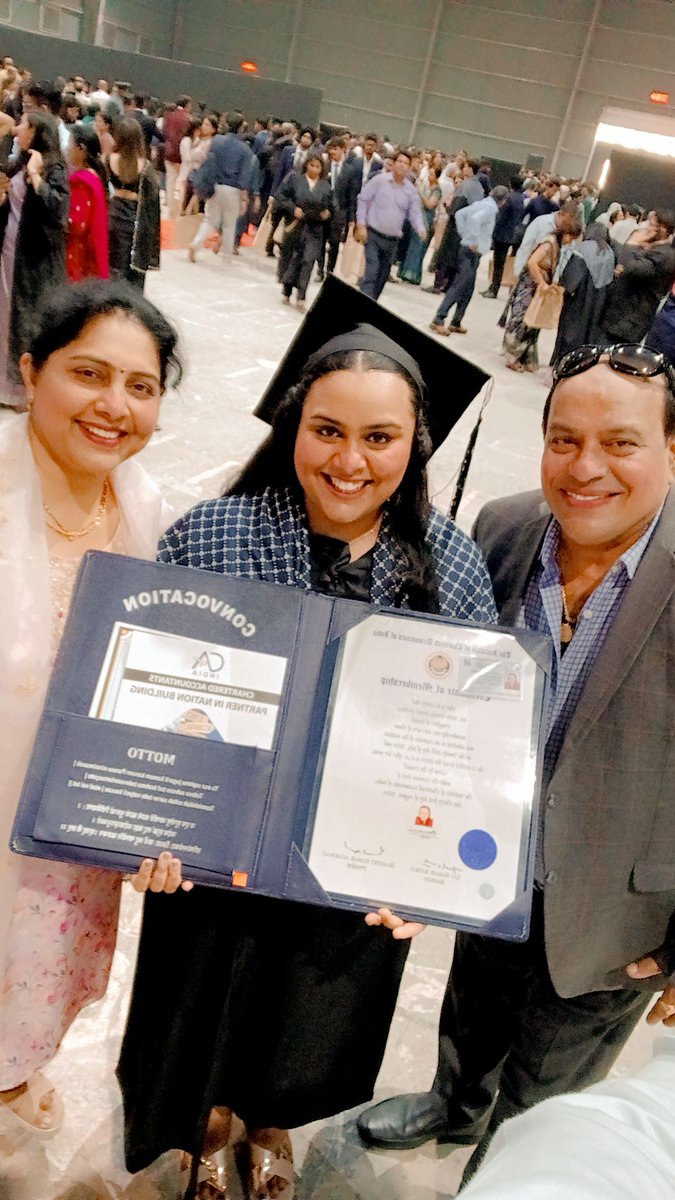 Ruby_m_1609's tweet image. That goosebumps moment when they call your name as CA, and you see Mom &amp;amp; Dad smiling with pride! ❤️🥹✨ #ICAI
#icaiconvoction