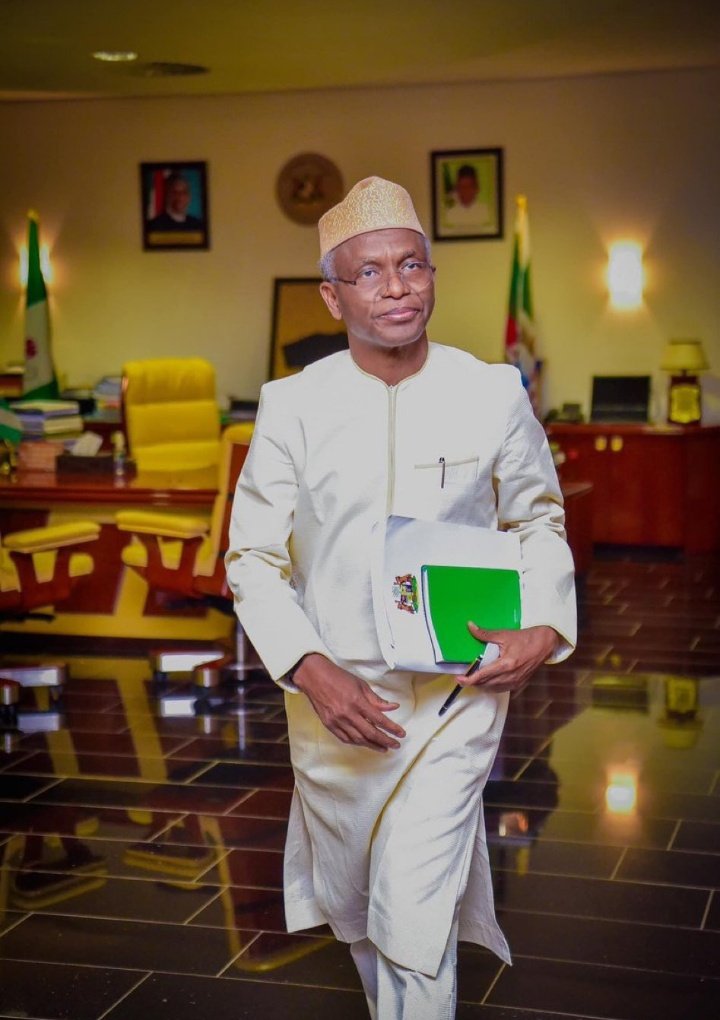 sammwalsh's tweet photo. This man enabled genocide in Southern Kaduna and has been trying his best tocrebrand on this app

Retweet to educate someone https://t.co/HYscRVOlga