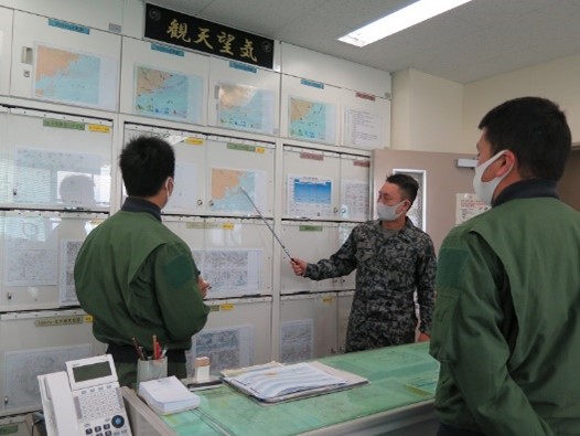 jasdf_airpark's tweet image. 3月2日(日)イベントのお知らせ
気象基礎講座及び航空管制基礎講座を行います。
広報館職員一同、皆様のお越しをお待ちしております。
詳しくは当館ホームページをご覧ください。
#航空自衛隊
#浜松広報館
#エアーパーク
#空自70周年
#大空とその先