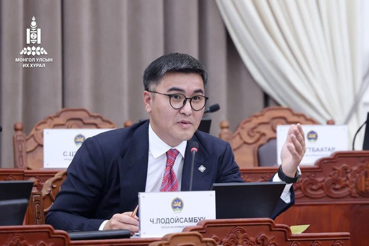 УИХ-ын гишүүн Ч.Лодойсамбуу Монгол Улсын Ерөнхий сайдыг огцруулах санал албан ёсоор гаргалаа.

Ч.Лодойсамбуу: "Эрх чөлөөнөөс үнэтэй мега төсөл гэж байхгүй." 

#Утаа
#Татвар
#Авлига
#Ажилгүйдэл

#Дарангуйлал
#Айдас
#Нийгэмчлэл
#Хэлмэгдүүлэлт