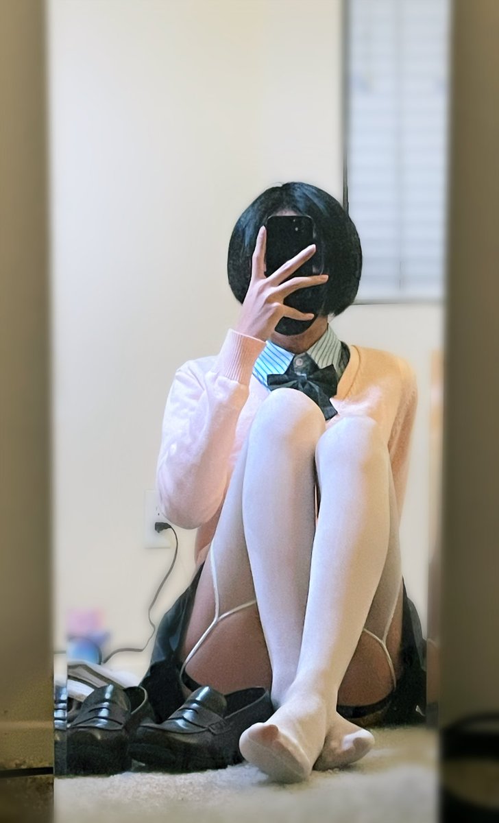 kmraoi's tweet photo. 果然女装只有0次和无数次（）
#4i #四爱 #男娘 #白丝 #男の娘 https://t.co/wZ44cPNcRq