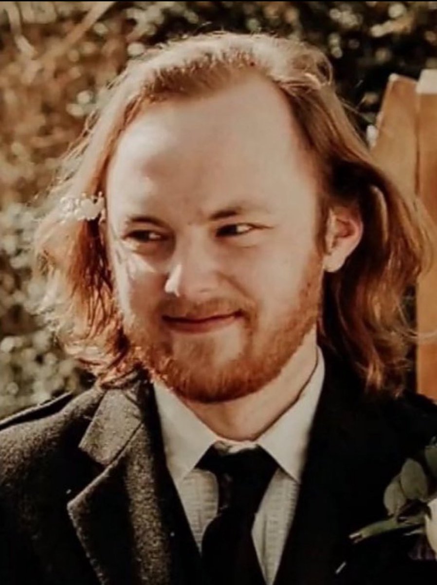 JeanHatchet's tweet image. Today Naomi Cunningham has to unpick hours of testimony by a deeply manipulative man designed to make everyone feel sorry for him - because Sandie Peggie wouldn’t pretend he was a woman or let him undress in front of her.

In Naomi we trust. Go on lass. Take him down. 💪🏻