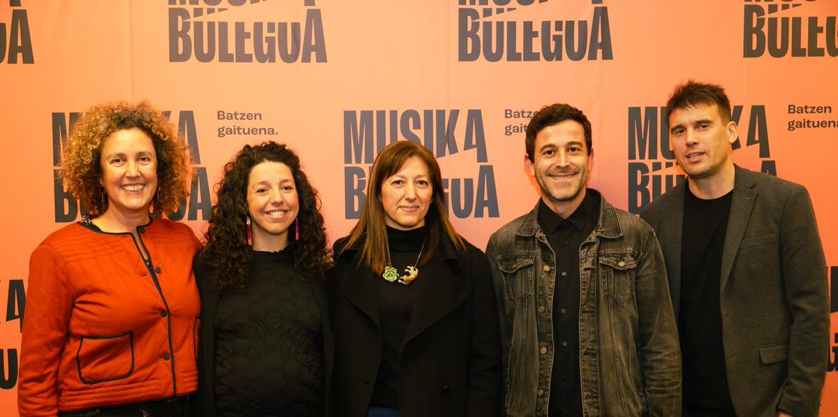 Imanol_Otaegi's tweet photo. Zorionak @MusikaBulegoa! 10 urte hauetan erreferente bilakatu da Nazioarterako #BasqueMusic plataforma. Sortzaileen, industriaren eta erakundeen arteko lankidetzan ezinbestekoa. 2024an, 3 egunetik 2tan euskal kontzertu bat izan zen gure mugetatik at, munduko bazterren batean. https://t.co/AAuQbaKdYY