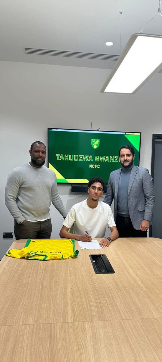 Congratulations to Takudzwa Gwanzura. A 16-year-old Centre Back who has recently signed for Norwich City from Blackpool, having previously been at Everton. 

Represented by <a href="/OneStopSportsM/">One Stop Sports Management</a> 
Top work 🙌