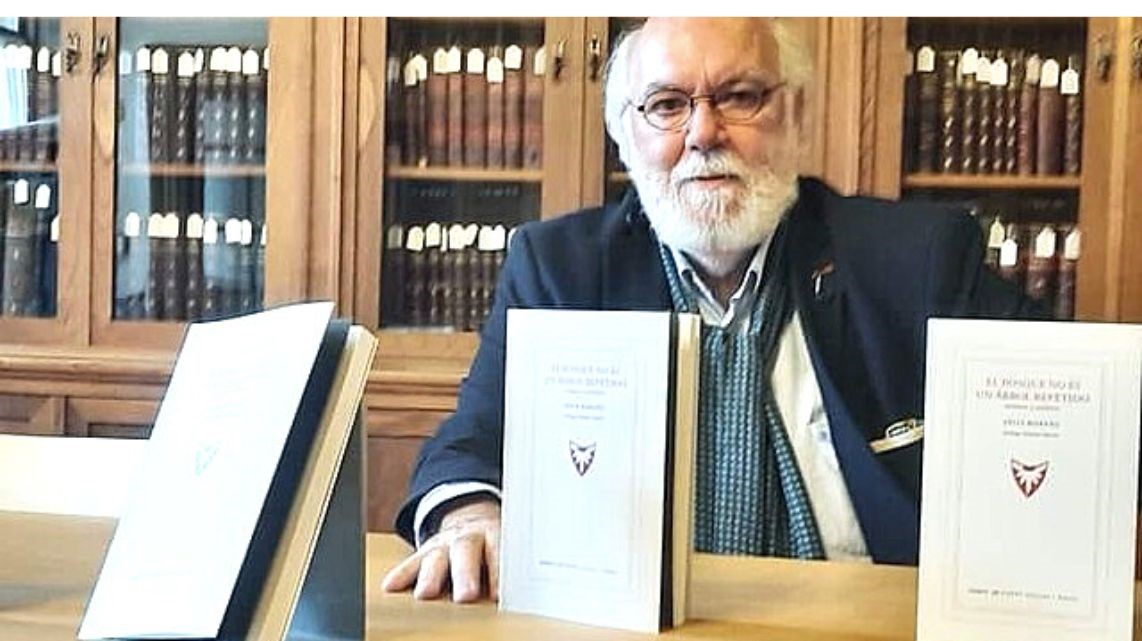 MoonMagazine (@revistamoonm) on Twitter photo Aitor Francos entrevista a Félix Maraña: «La poesía es un diálogo con el nosotros, no con el yo. La poesía del yo no sólo incomunica, sino que aburre». El bosque no es un árbol repetido. Sonetos y soñetos <a href="/HuergayFierro/">Huerga & Fierro eds.</a>. wp.me/p6batY-e4T a través de <a href="/RevistaMoonM/">MoonMagazine</a> Aitor Francos entrevista a Félix Maraña: «La poesía es un diálogo con el nosotros, no con el yo. La poesía del yo no sólo incomunica, sino que aburre». El bosque no es un árbol repetido. Sonetos y soñetos <a href="/HuergayFierro/">Huerga & Fierro eds.</a>. wp.me/p6batY-e4T a través de <a href="/RevistaMoonM/">MoonMagazine</a>