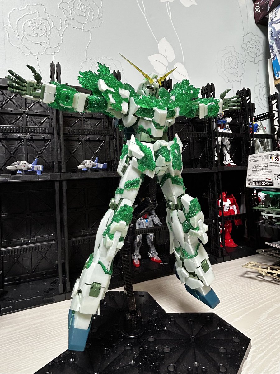 aboaibo's tweet photo. 結晶体ユニコーン完成しました。
これでパチスロUC負けません。 https://t.co/d8YYLyfhSP
