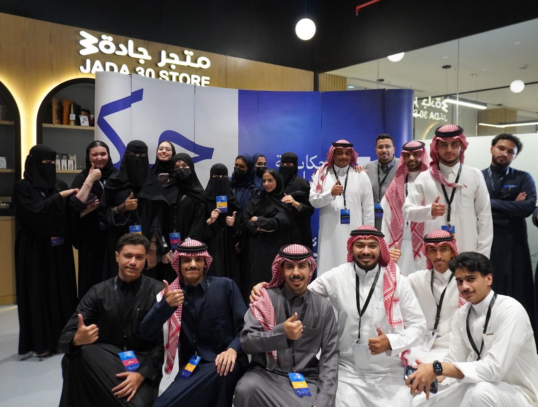 عبدالعزيز العوفي 💫 tweet media