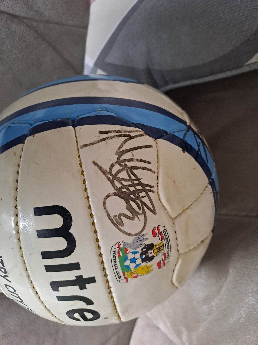 ccfcmick87's tweet image. Any body recognise any of these signatures