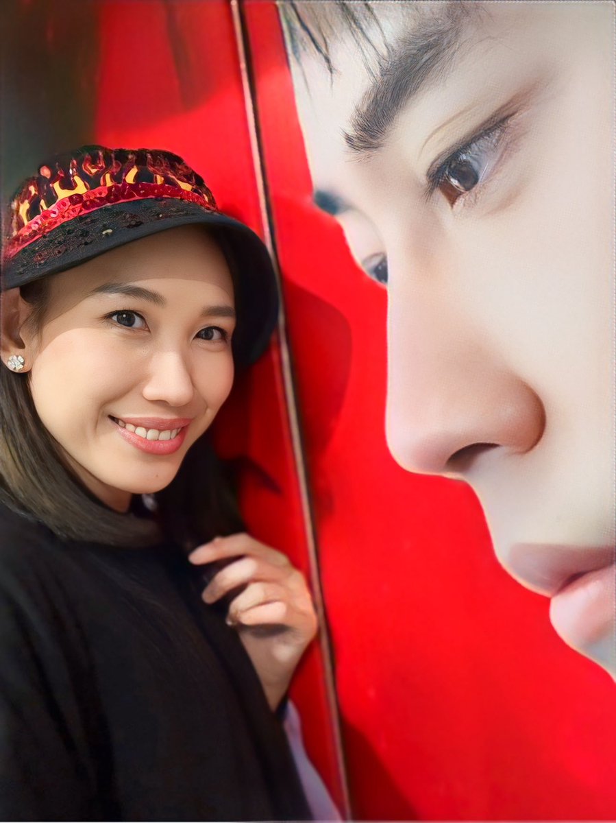 khng_thray2508's tweet photo. @nongpeung8 @RachataJam ทำไมคุณหมอไม่เอาจมูกชนจมูกแจมค่ะ
รูปนี้สวยมากๆค่ะ https://t.co/6y7A6n8UkK