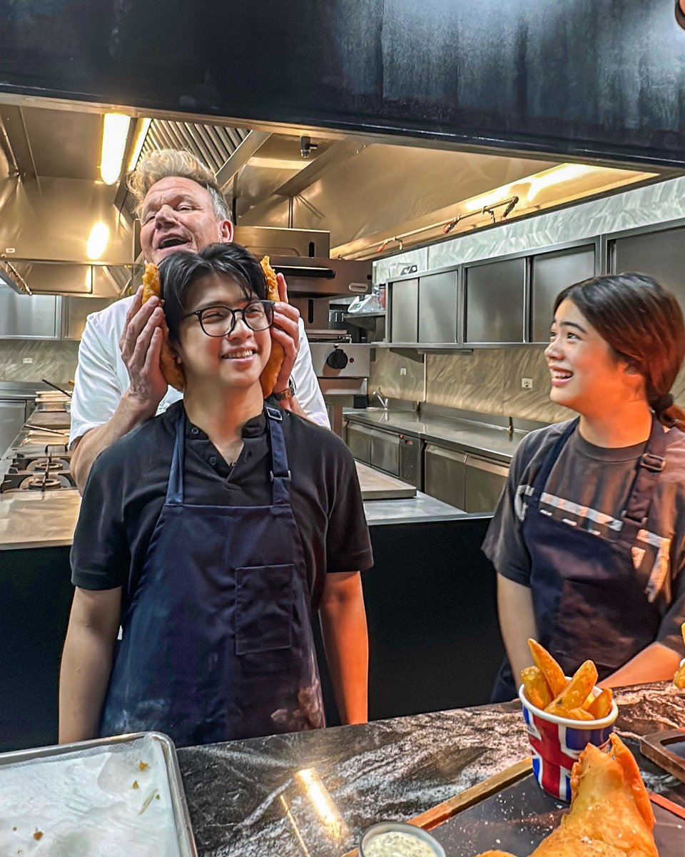 ranzkyle's tweet image. Hey guys! Can’t believe the first week of February is almost done! Here’s a short recap of my January:

• We got to cook in @GordonRamsay&apos;s kitchen, which was a pleasure, and then we danced! (Seriously, dream come true) 🤘

• Wrapped up January by celebrating @nianaguerrero&apos;s…