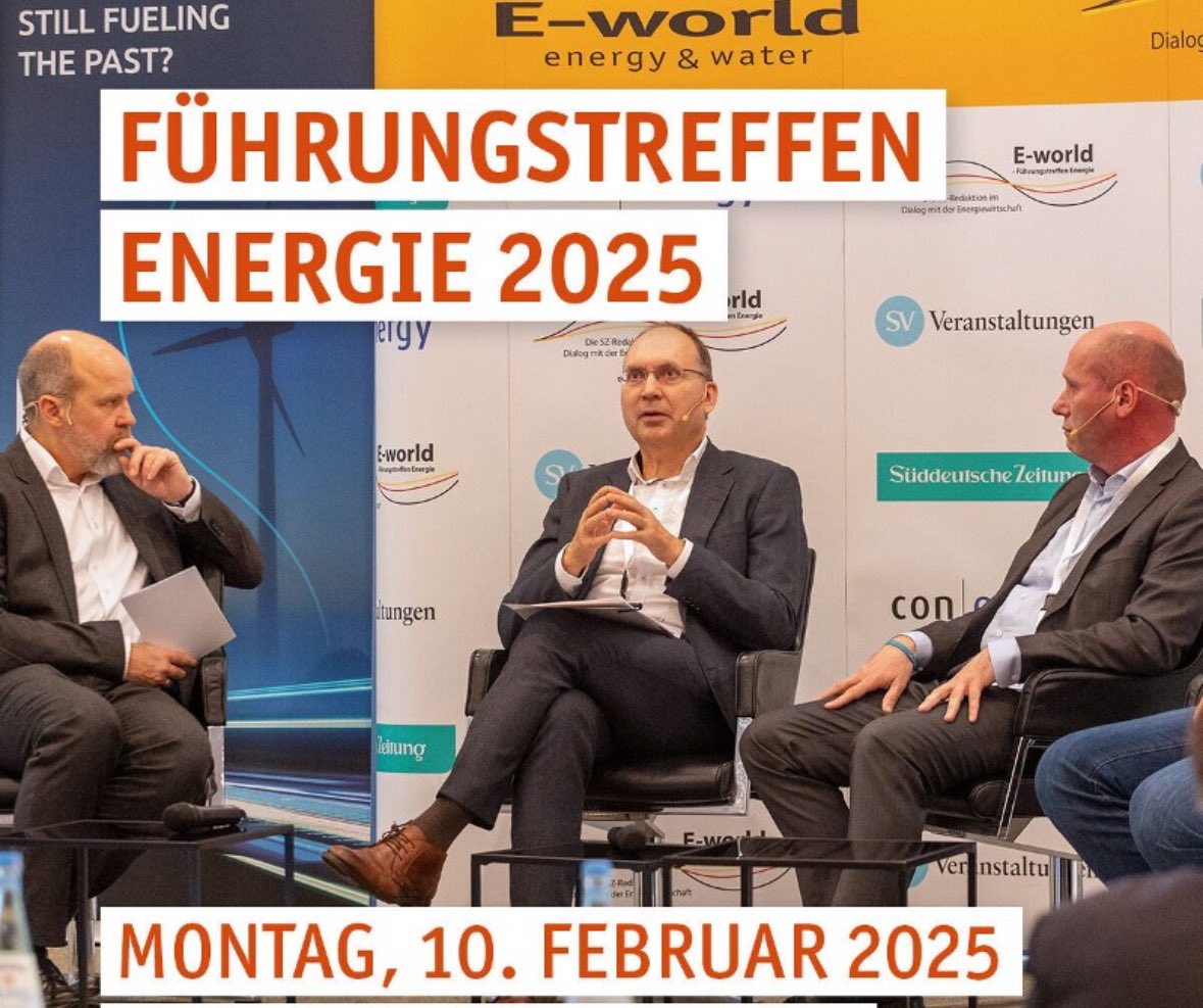 peter_simone's tweet photo. #Führungstreffen Energie im Rahmen der #Eworld25 in Partnerschaft mit @SZ-Veranstaltungen. „Welche Kraftwerke brauchen wir zukünftig für die Stromversorgung in 🇩🇪?“
Ich werbe für das flexibel steuerbare heimische Backup aus Erneuerbaren Energien, Speichern, PtX.
@bEEmerkenswert https://t.co/afGcwOYF9C