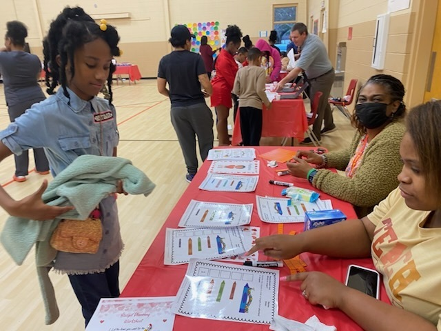 HarperEagles's tweet photo. Math Night has officially kicked off! 🎉 Are you ready to crunch some numbers and solve fun puzzles? Let’s make math exciting! #MathNight #FunWithMath https://t.co/m6yhB1rnwt