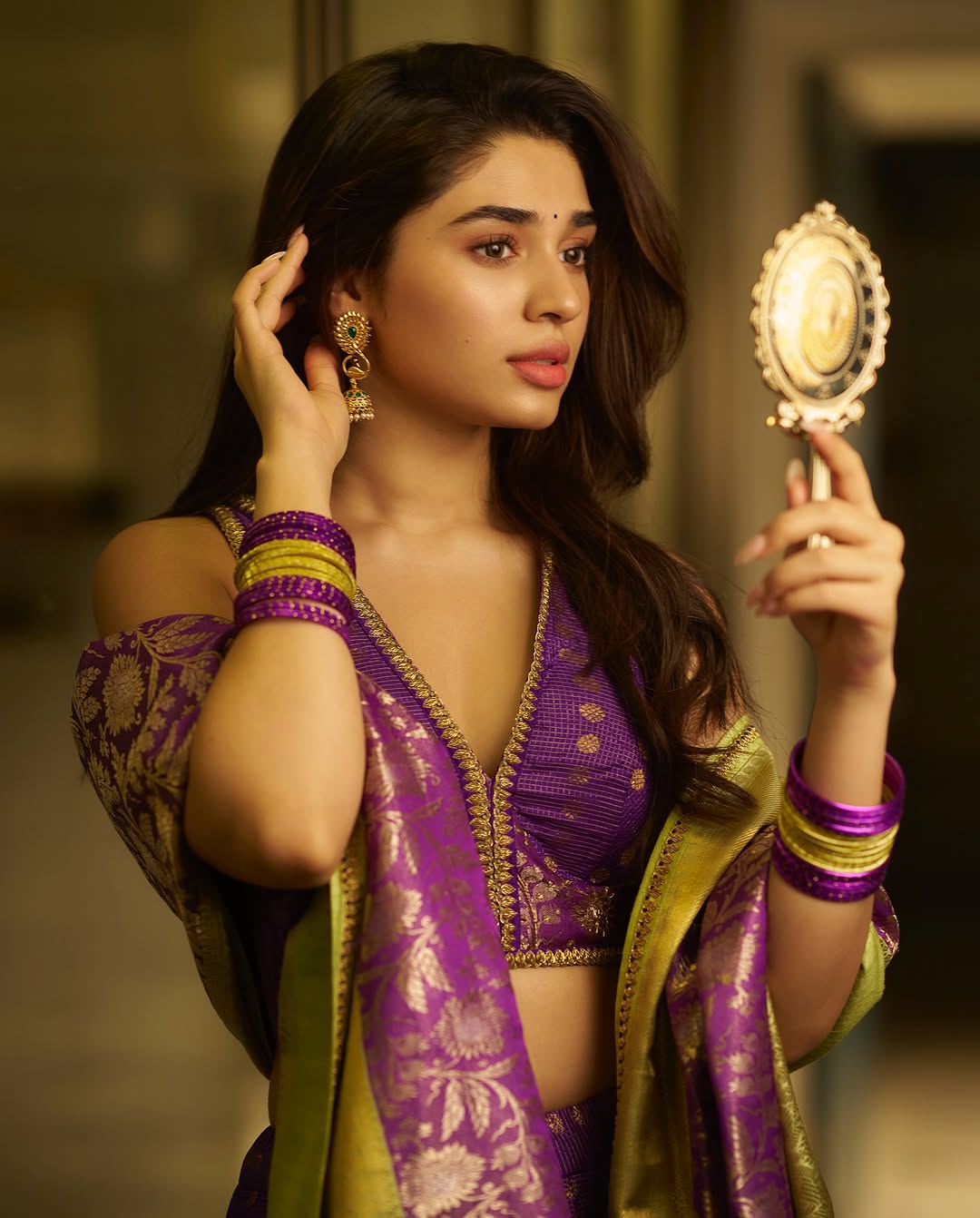 GjL5cPnWIAAw_fK?format=jpg&name=large