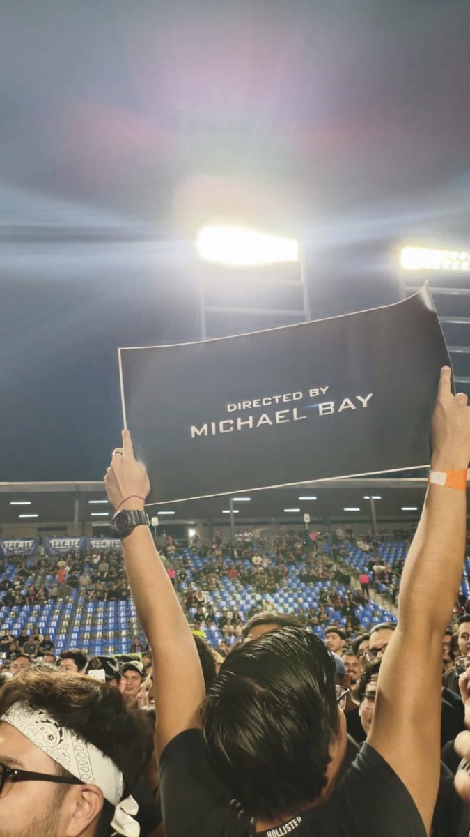 a.🍍| fan account tweet media